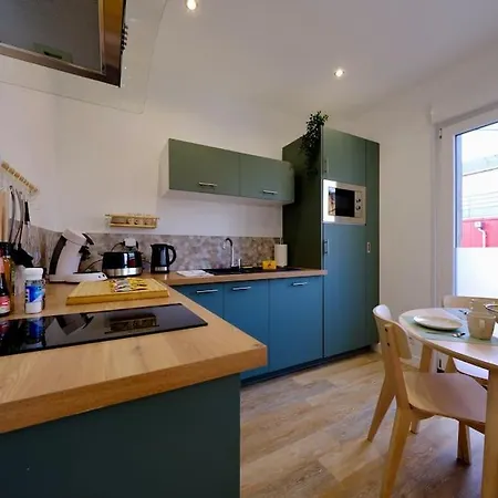 Apartment - Bienvenue Chez Alice - 4 Pers *