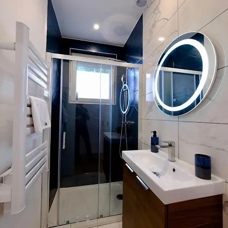 Apartment - Bienvenue Chez Alice - 4 Pers *