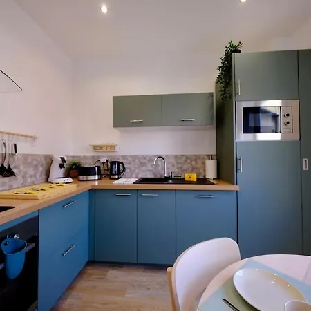 Apartment - Bienvenue Chez Alice - 4 Pers *