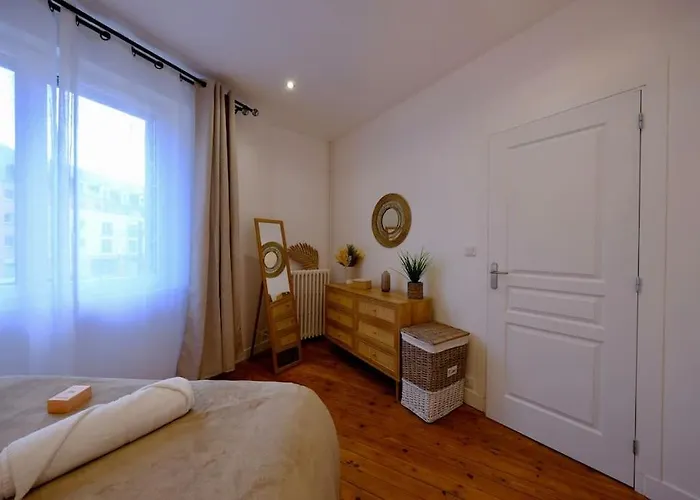 - Bienvenue Chez Alice Apartment